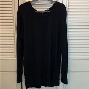 Athleta long sleeved tee